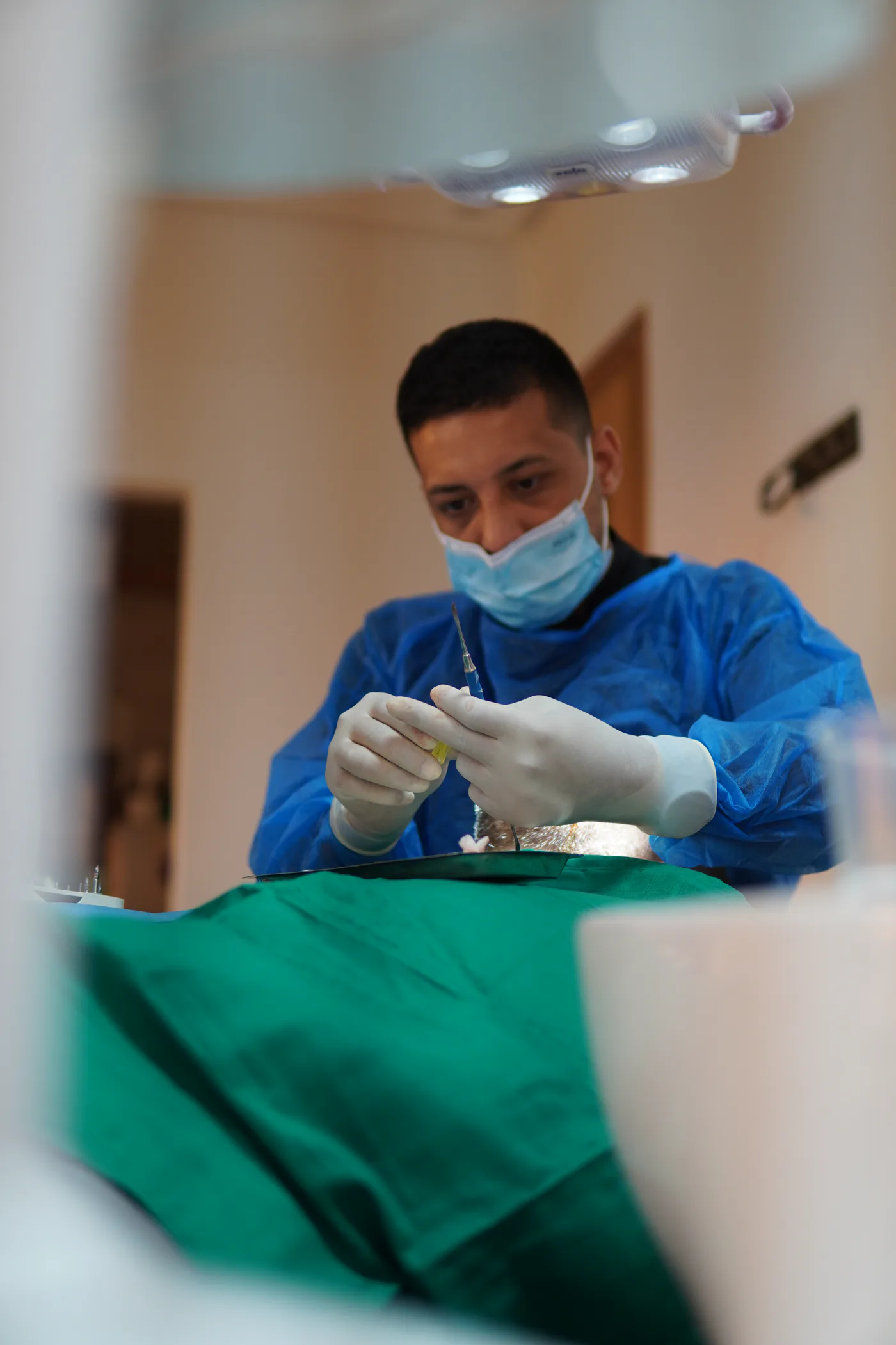 Dr. Khouna Walid
